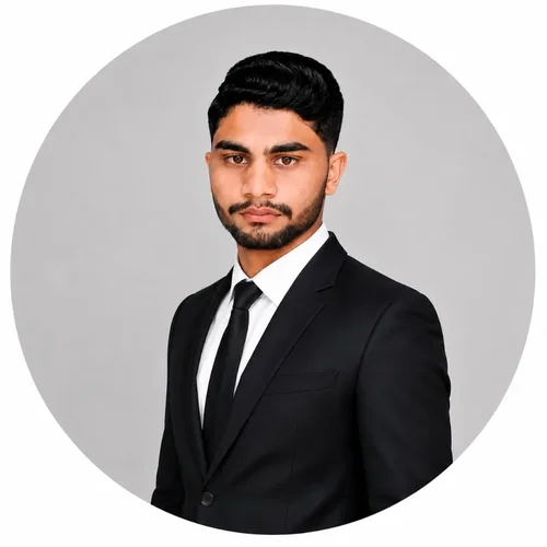 Muhammad Naeem — Professional Full-Stack Web Developer from Multan, Pakistan. BZU BSc Computer Science 2024 graduate specializing in React and Next.js.